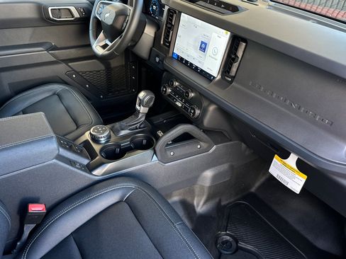 New 2025 Ford Bronco Big Bend w/ Black Diamond Package image 15