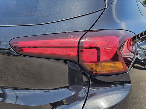 Used 2025 Buick Encore GX Preferred FWD image 9