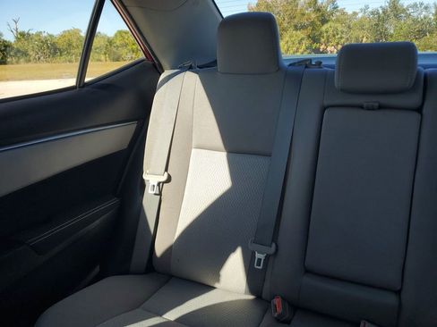 Used 2016 Toyota Corolla LE image 12