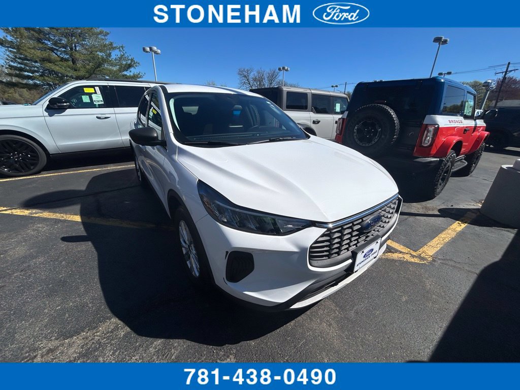 Used 2024 Ford Escape Active AWD/4WD image 1
