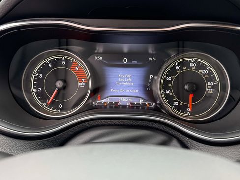 Used 2022 Jeep Cherokee Latitude Lux AWD/4WD image 29