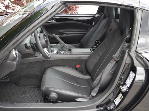 Used 2022 MAZDA MX-5 Miata RF Grand Touring w/ Weather Package RWD image 3
