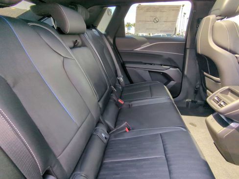 New 2025 Cadillac Lyriq Sport image 27