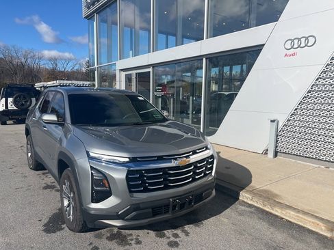 Used 2026 Chevrolet Equinox LT image 1