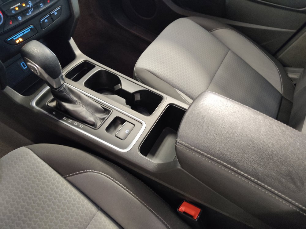 Used 2018 Ford Escape SE w/ Ford Safe & Smart Package FWD image 26