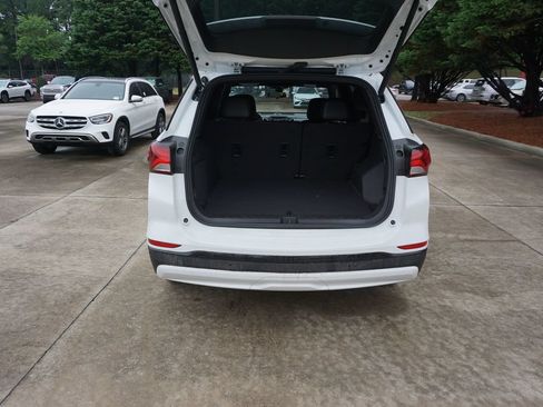 Used 2024 Chevrolet Equinox RS FWD image 15