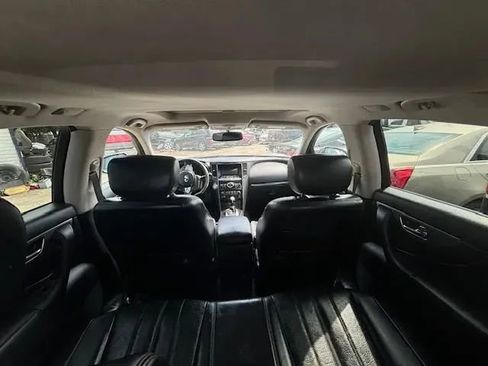 Used 2016 INFINITI QX70 3.7 image 7