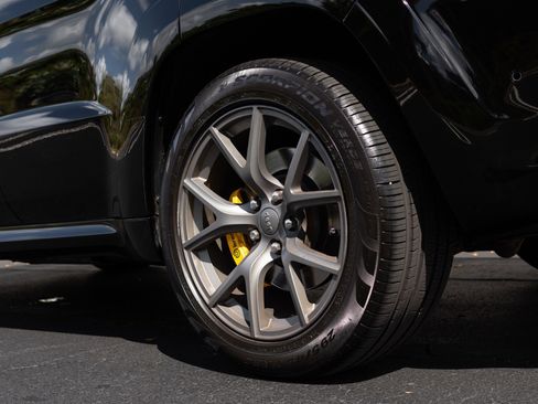 Used 2020 Jeep Grand Cherokee Trackhawk image 23