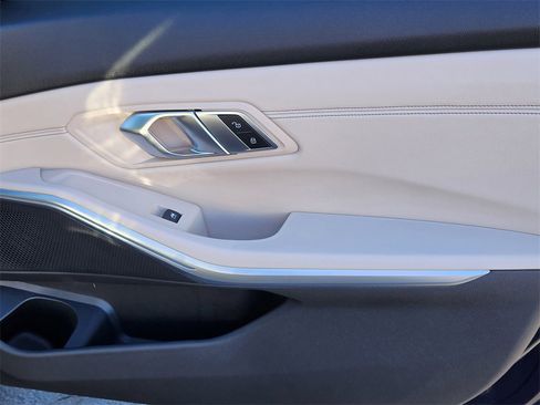 Used 2020 BMW M340i xDrive w/ Premium Package image 15