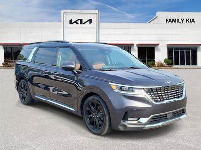 Used 2022 Kia Carnival SX