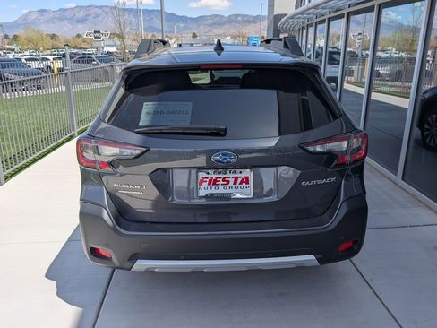 New 2025 Subaru Outback Limited image 5