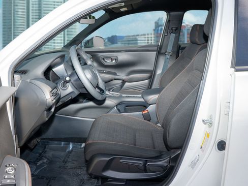 Certified 2024 Honda HR-V Sport image 15