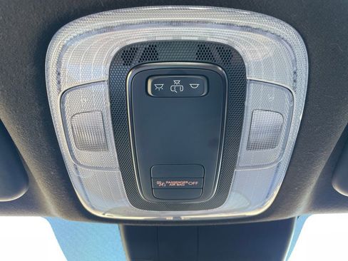 Used 2025 Hyundai Elantra Sport FWD image 18