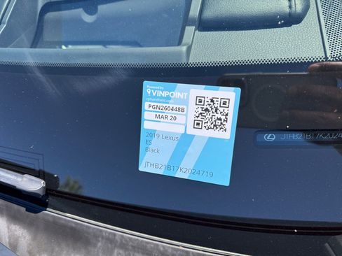 Used 2019 Lexus ES 300h image 25