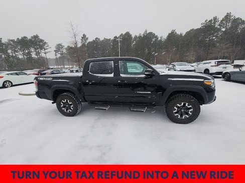 Used 2023 Toyota Tacoma TRD Off-Road w/ Advanced Technology Package image 18