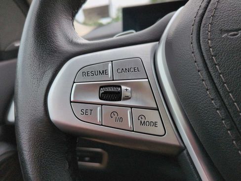 Used 2025 BMW X7 xDrive40i AWD/4WD image 26