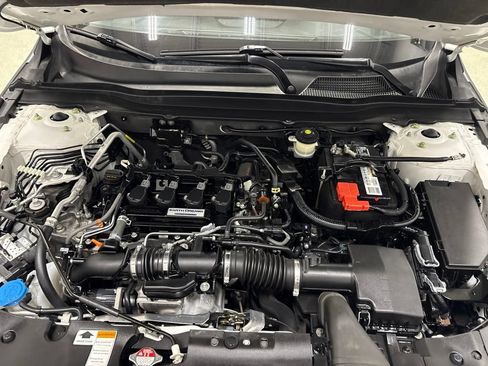 Used 2019 Honda Accord Sport image 10