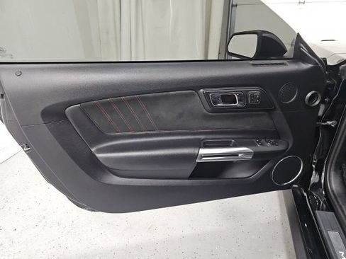 Used 2016 Ford Mustang GT Premium w/ Equipment Group 401A RWD image 12