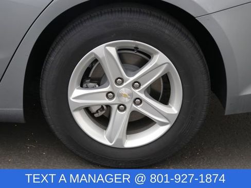 Used 2024 Chevrolet Malibu LT image 11