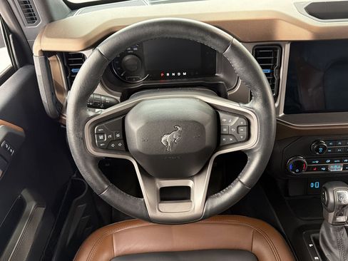 Used 2023 Ford Bronco Outer Banks AWD/4WD image 11