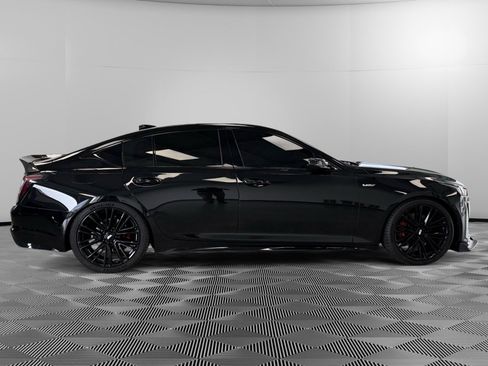 Used 2022 Cadillac CT5 V w/ LPO, ONYX Package image 9