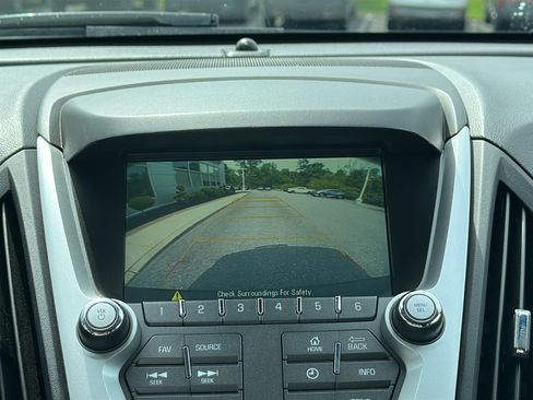 Used 2017 Chevrolet Equinox LT w/ Convenience Package AWD/4WD image 20