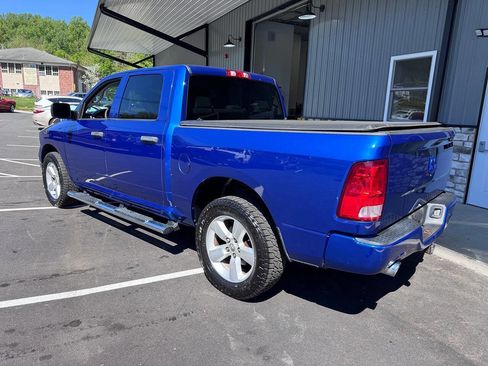 Used 2016 RAM 1500 Express w/ Popular Equipment Group AWD/4WD image 2