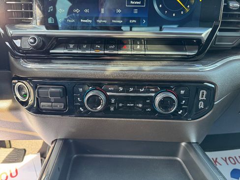 Used 2024 Chevrolet Silverado 2500 LTZ w/ LTZ Plus Package image 16