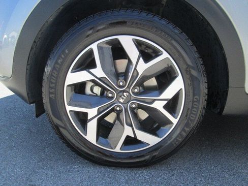 Used 2021 Kia Sportage EX w/ EX Technology Package AWD/4WD image 9