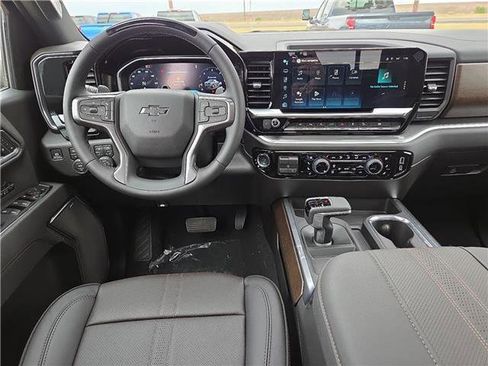 New 2026 Chevrolet Silverado 1500 High Country w/ Midnight Edition AWD/4WD image 12