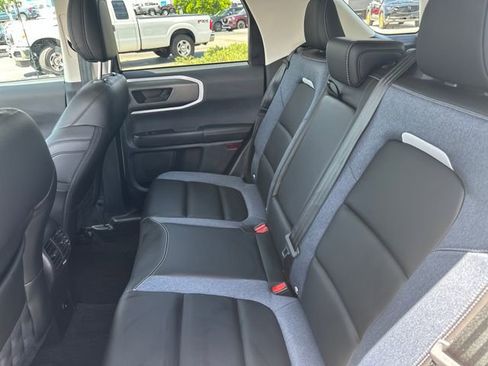 Used 2025 Ford Bronco Sport Outer Banks w/ Outer Banks Tech Package+ AWD/4WD image 21