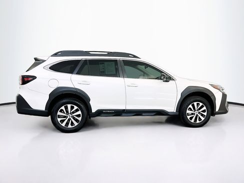 Used 2025 Subaru Outback Premium w/ Popular Package #1A AWD/4WD image 10