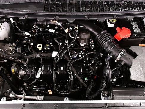 Used 2022 Ford Edge Titanium image 31