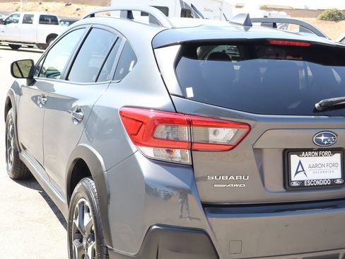 Used 2020 Subaru Crosstrek 2.0i Premium w/ Moonroof Package 1 AWD/4WD image 16