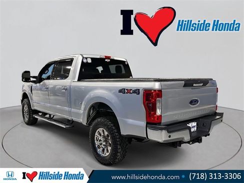 Used 2018 Ford F350 XLT w/ XLT Premium Package image 2