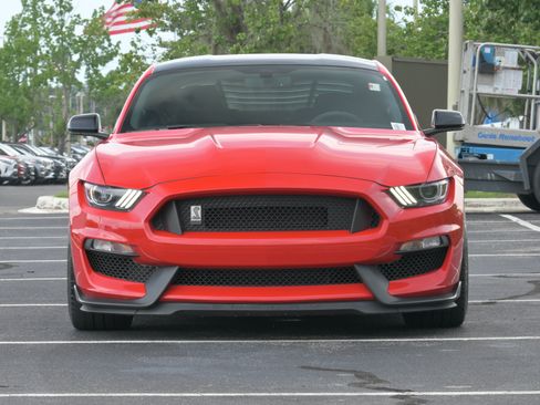 Used 2016 Ford Mustang Shelby GT350 w/ Track Package RWD image 28