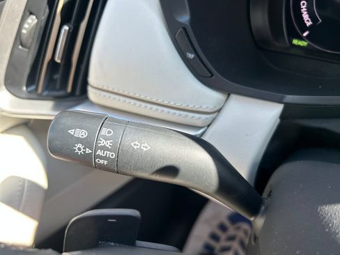 Used 2024 MAZDA CX-90 Plug-In Hybrid w/ Premium Plus AWD/4WD image 32