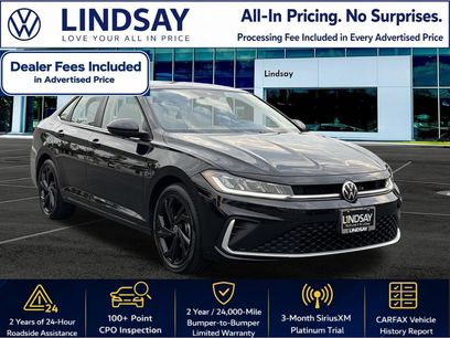 Used 2025 Volkswagen Jetta SE w/ Sunroof Package