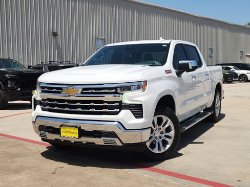 Used 2023 Chevrolet Silverado 1500 LTZ w/ Z71 Off-Road Package AWD/4WD image 1