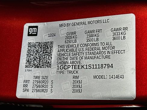 Used 2025 Chevrolet Colorado Trail Boss AWD/4WD image 21