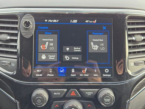 Used 2021 Jeep Grand Cherokee Limited image 23