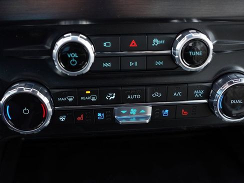 New 2026 Ford F350 Lariat w/ Black Appearance Package image 16