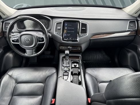Used 2019 Volvo XC90 T6 Momentum w/ Protection Package Premier AWD/4WD image 13