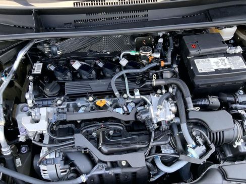 Used 2026 Toyota Corolla LE FWD image 31