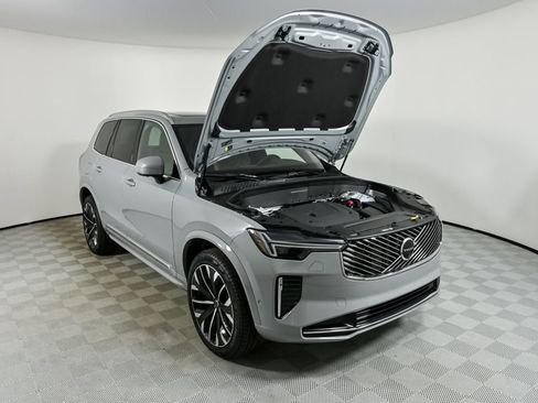 Certified 2026 Volvo XC90 B6 Plus w/ Protection Package Premier AWD/4WD image 36