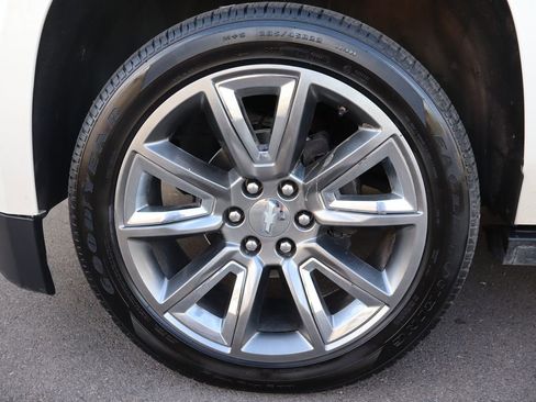 Used 2015 Chevrolet Tahoe LTZ image 43