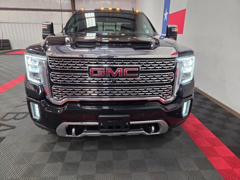 Used 2022 GMC Sierra 2500 Denali w/ Denali Black Diamond Edition image 22