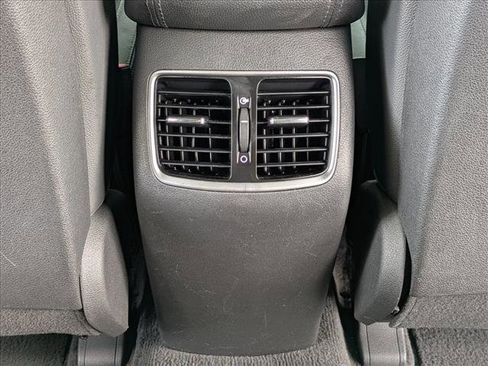 Used 2016 Hyundai Tucson Limited w/ Option Group 03 FWD image 21