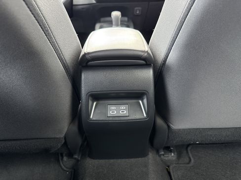 Used 2023 Toyota Corolla SE image 27