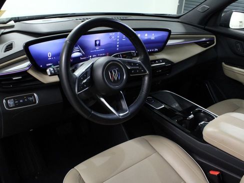 Used 2025 Buick Enclave Preferred image 4